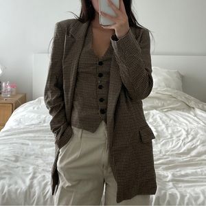Ardene brown checkered blazer